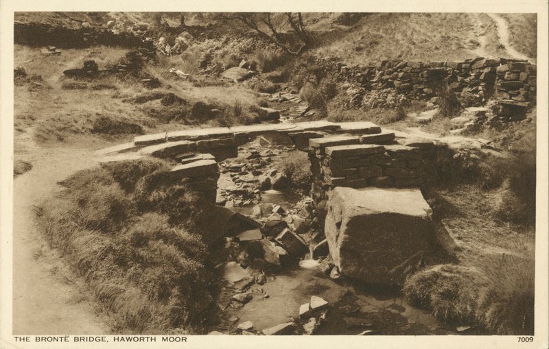 Bronte Bridge, Haworth Moor, Yorkshire (černobílá fotografie) od English Photographer