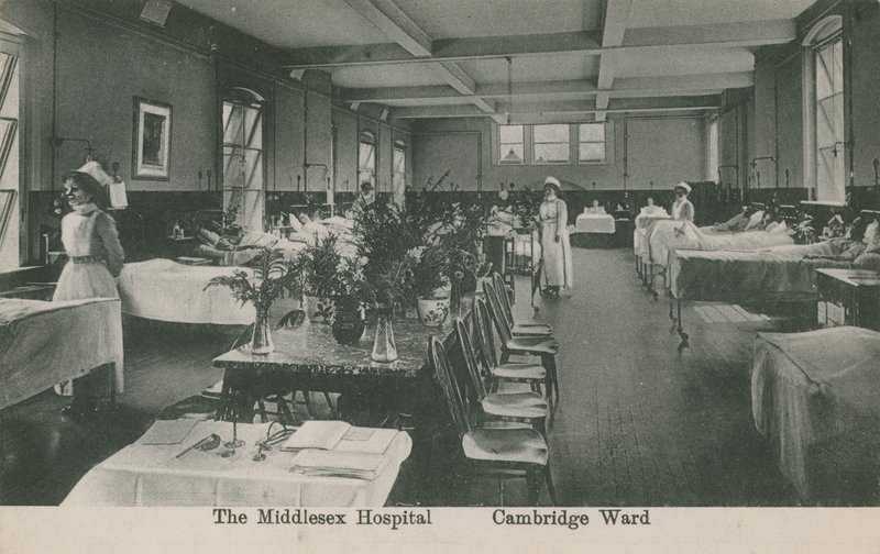 Cambridge Ward, The Middlesex Hospital, Londýn. Pohlednice odeslána 16. srpna 1913. od English Photographer