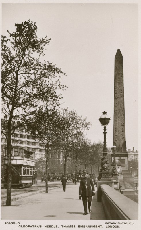 Cleopatras Needle, Thames Embankment, Londýn od English Photographer
