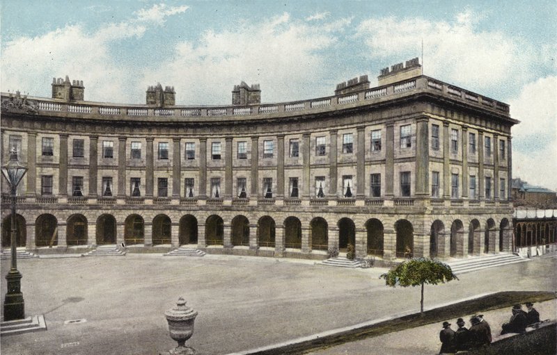 Crescent Hotel, Buxton od English Photographer