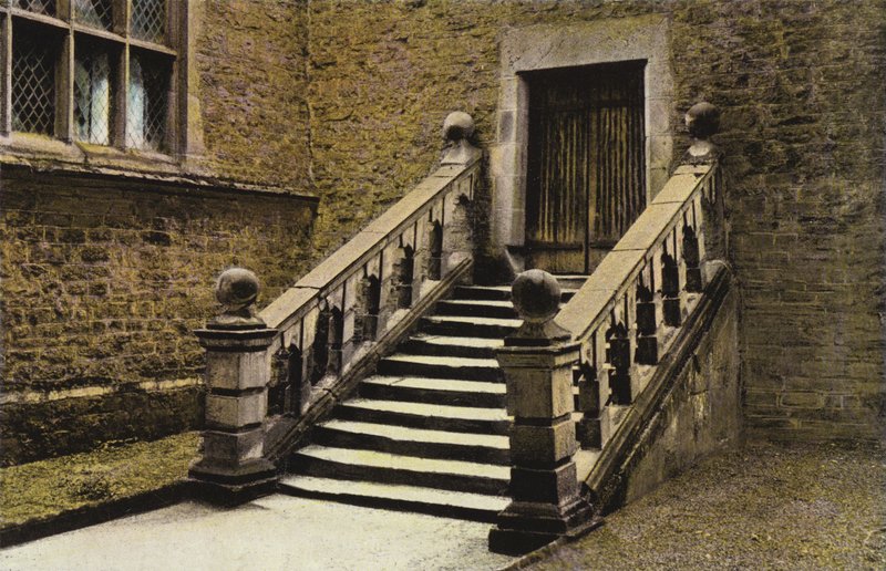 Dorothy Vernons Steps and Door, Haddon Hall od English Photographer