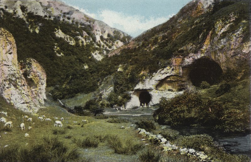 Dovedale, Doveholes od English Photographer