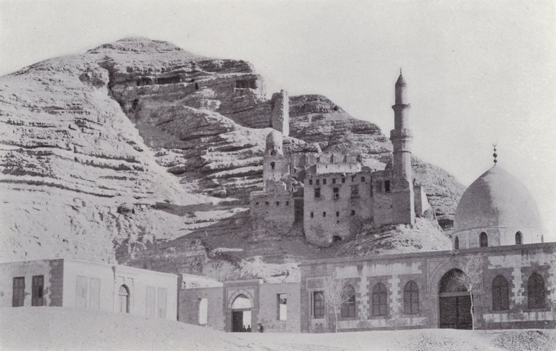 Egypt: Mokattan Hill (černobílá fotografie) od English Photographer