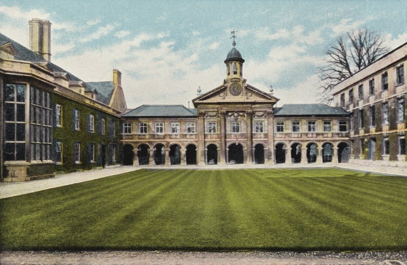 Emmanuel College od English Photographer