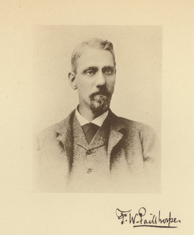 F W Pailthorpe (černobílá fotografie) od English Photographer