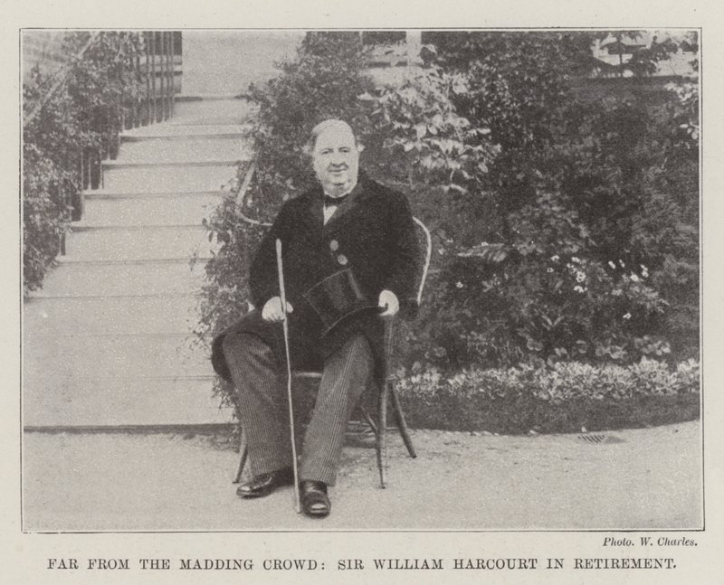Daleko od Madding Crowd, Sir William Harcourt v důchodu od English Photographer