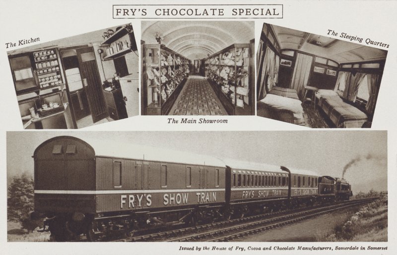 Fryův čokoládový speciální vlak (černobílá fotografie) od English Photographer