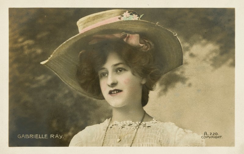Gabrielle Ray, anglická divadelní herečka (kolorovaná fotografie) od English Photographer