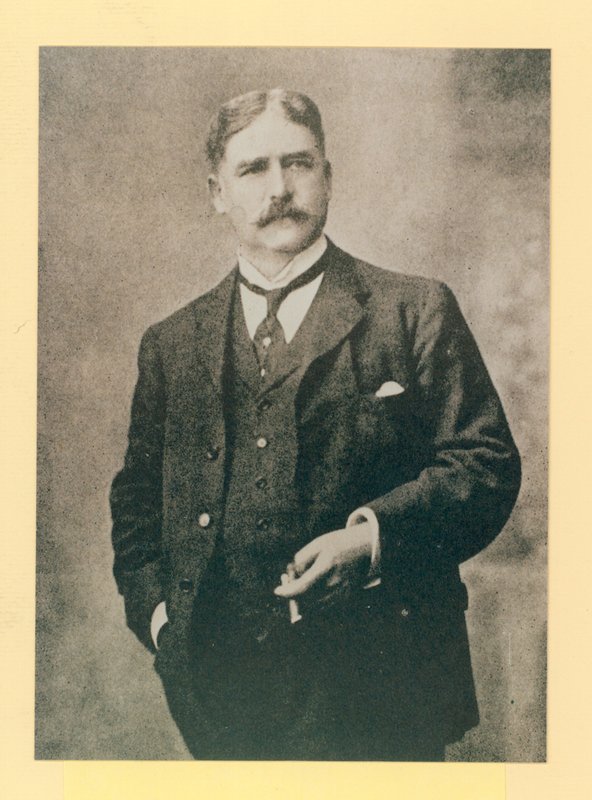 George Edwardes, divadelní manažer od English Photographer