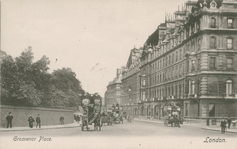 Grosvenor Place, Londýn od English Photographer