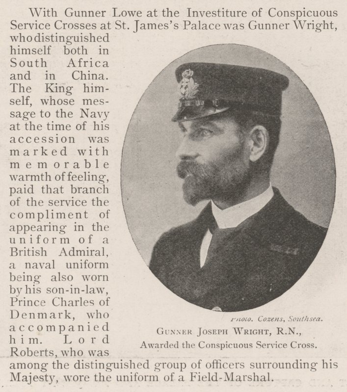 Střelec Joseph Wright, RN, vyznamenán Viditelným servisním křížem od English Photographer