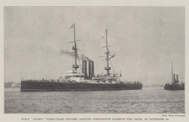 HMS Glory, prvotřídní křižník, opouštějící přístav Portsmouth do Číny dne 24. listopadu od English Photographer