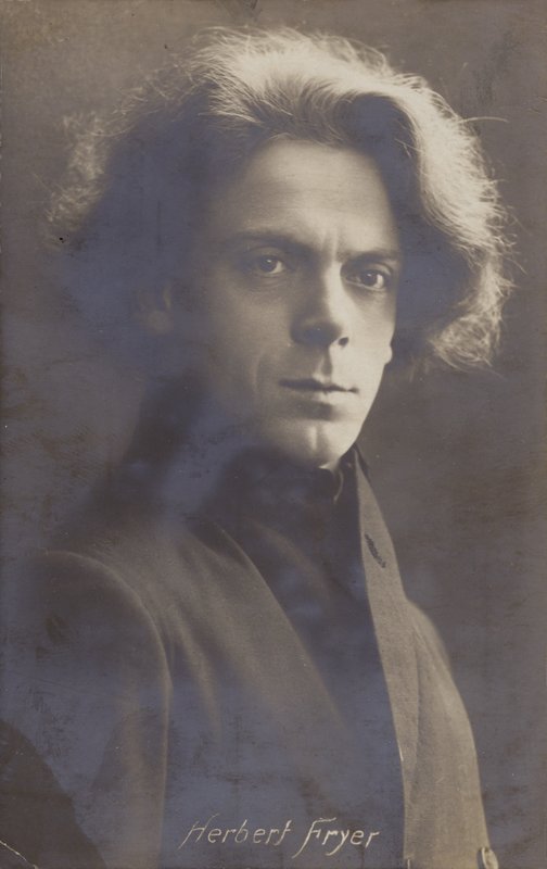 Herbert Fryer , anglický skladatel a pianista (1877-1957) od English Photographer