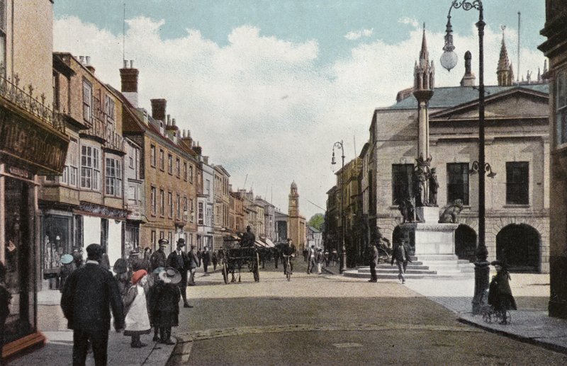 High Street a památník královny Viktorie, Newport od English Photographer