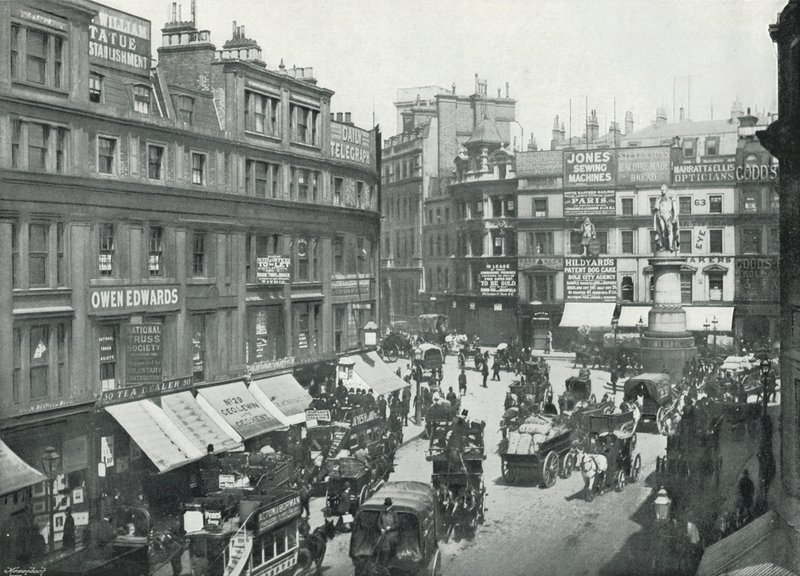 King William Street, Cannon Street End, zobrazující sochu krále Williama (černobílá fotografie) od English Photographer