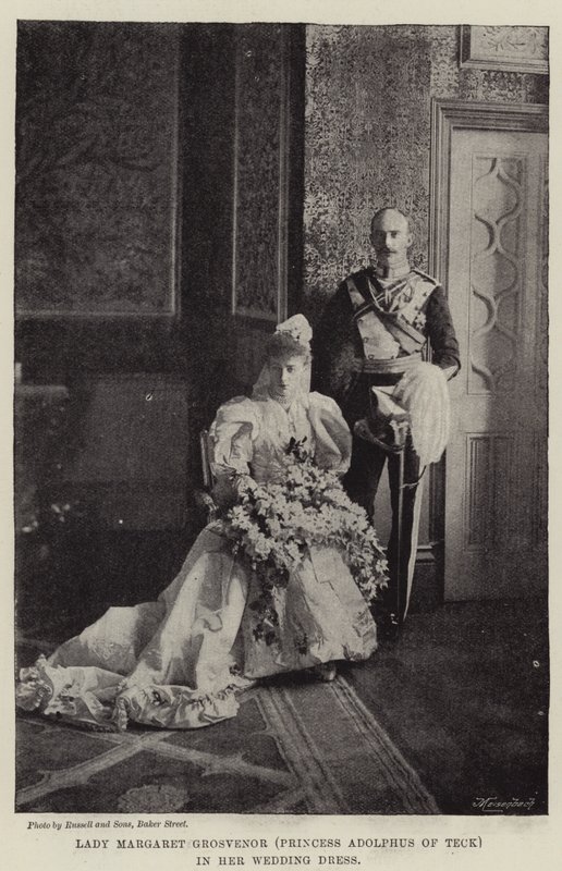Lady Margaret Grosvenor (princezna Adolphus z Tecku) ve svých svatebních šatech od English Photographer