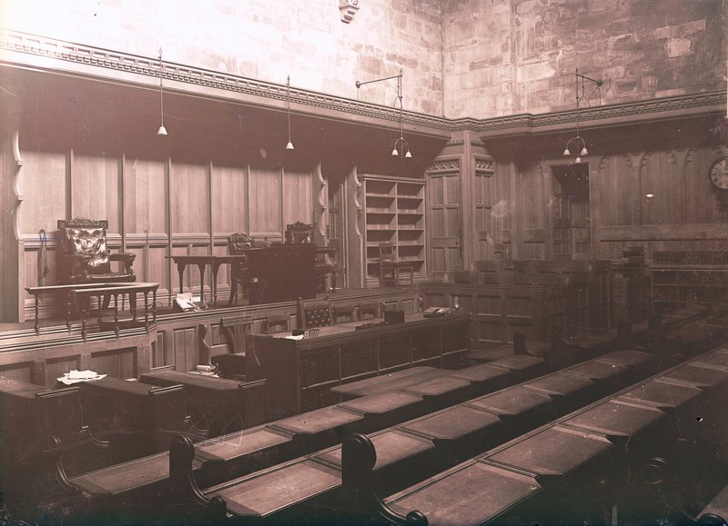 Law Courts, Londýn od English Photographer