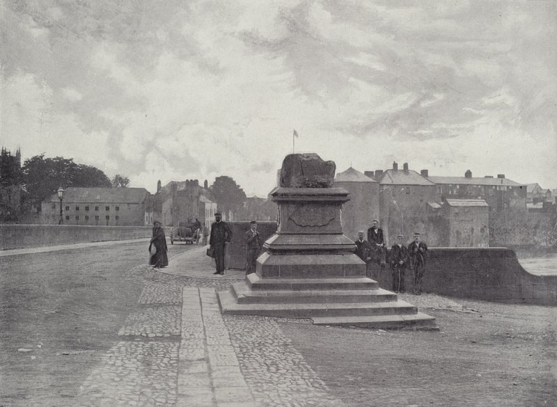 Limerick, The Treaty Stone, Thomond Bridge a Castle od English Photographer