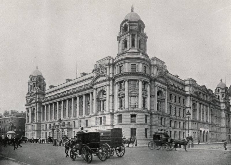 London: War Office, Whitehall (černobílá fotografie) od English Photographer