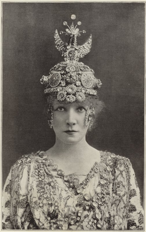 Madame Sarah Bernhardt jako Theodora od English Photographer