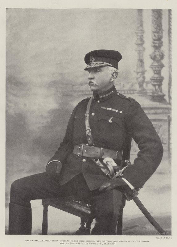 Generálmajor T Kelly-Kenny (velící šesté divizi), který zajal přes sedmdesát vozů Cronjes s velkým množstvím skladů a munice od English Photographer
