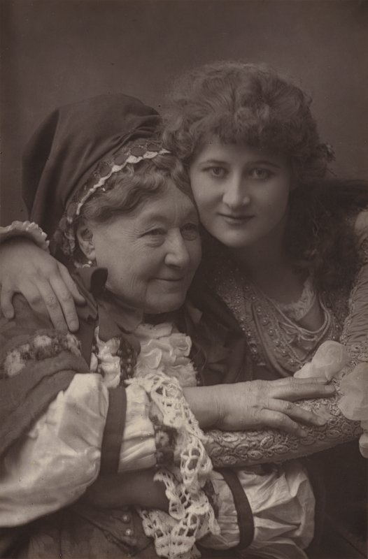 Mary Anderson a paní Stirlingová od English Photographer