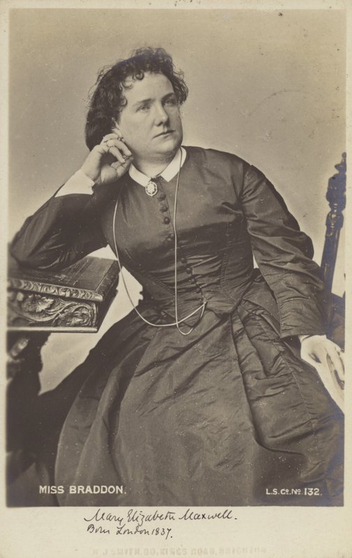 Mary Elizabeth Braddon od English Photographer