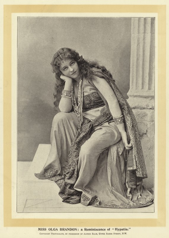Slečna Olga Brandon: Vzpomínka na Hypatia od English Photographer