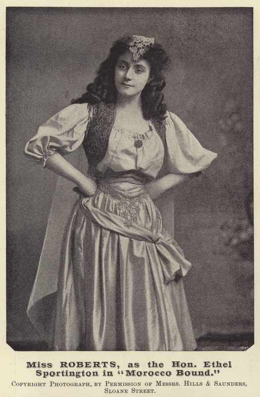Slečna Robertsová jako Hon Ethel Sportington v Maroku od English Photographer