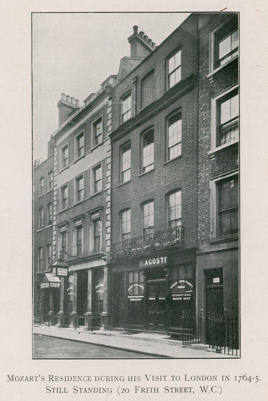 Mozartova rezidence na Frith Street 20, Soho od English Photographer