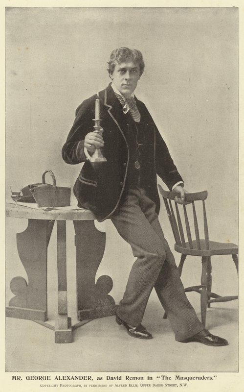 Pan George Alexander jako David Remon v Masqueraders od English Photographer