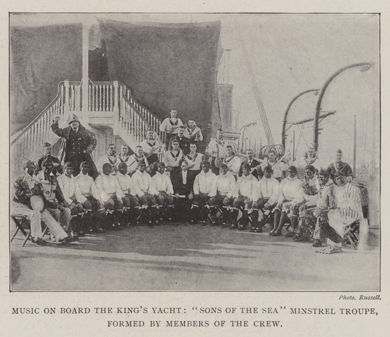 Hudba na palubě Kings Yacht, Sons of the Sea Minstrel Troupe, tvořená členy posádky od English Photographer