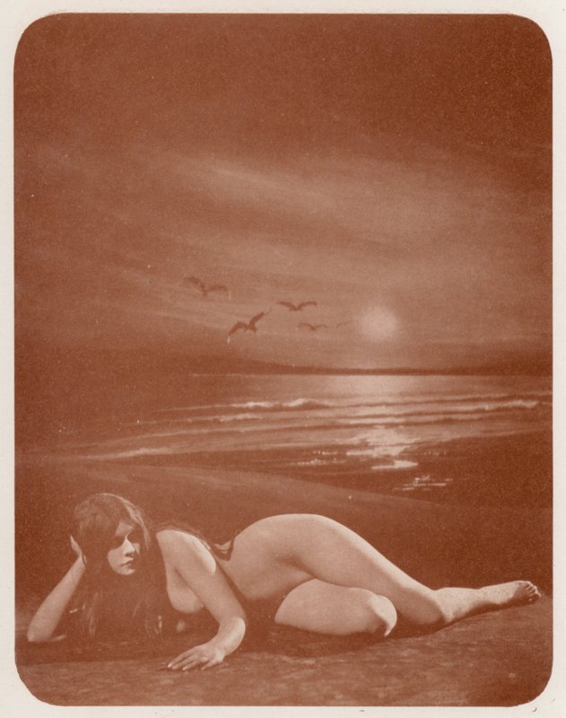 Nudistické umění: (čb fotografie) od English Photographer
