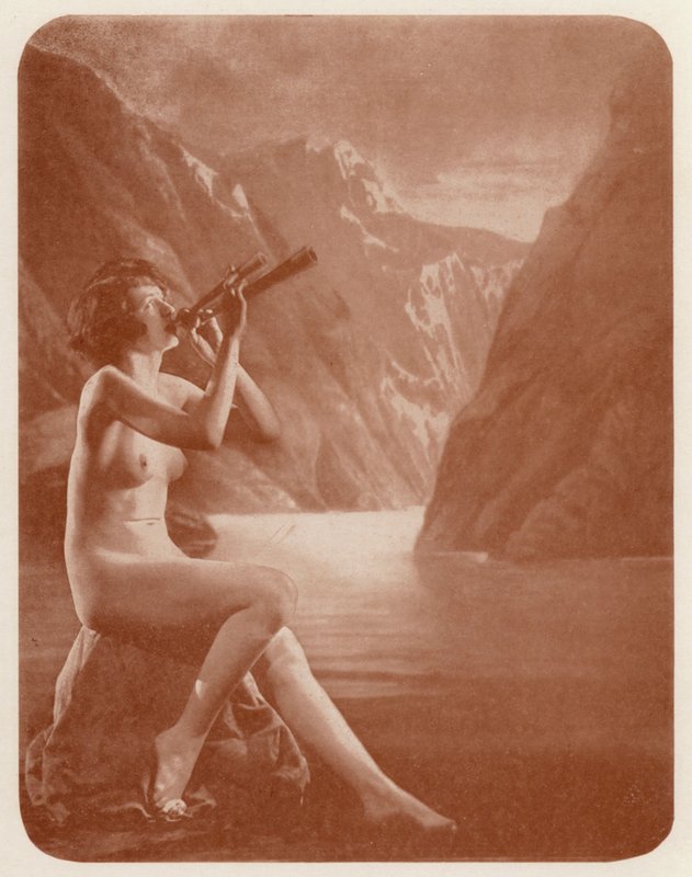 Nudistické umění: (čb fotografie) od English Photographer