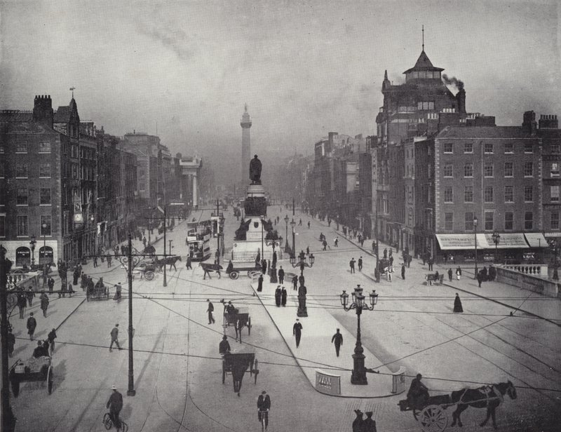 OConnell Street (Sackville Street), Dublin od English Photographer