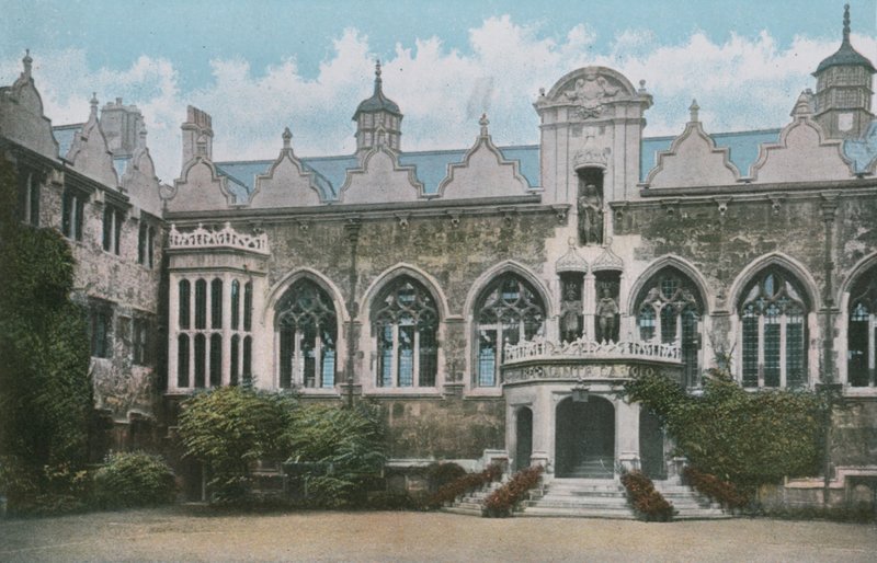 Oriel College od English Photographer