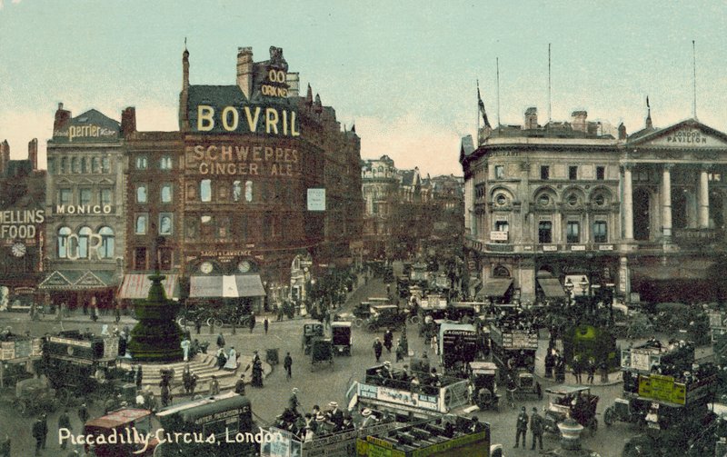 Piccadilly Circus, Londýn (foto) od English Photographer