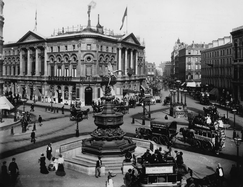 Piccadilly Circus, Londýn od English Photographer