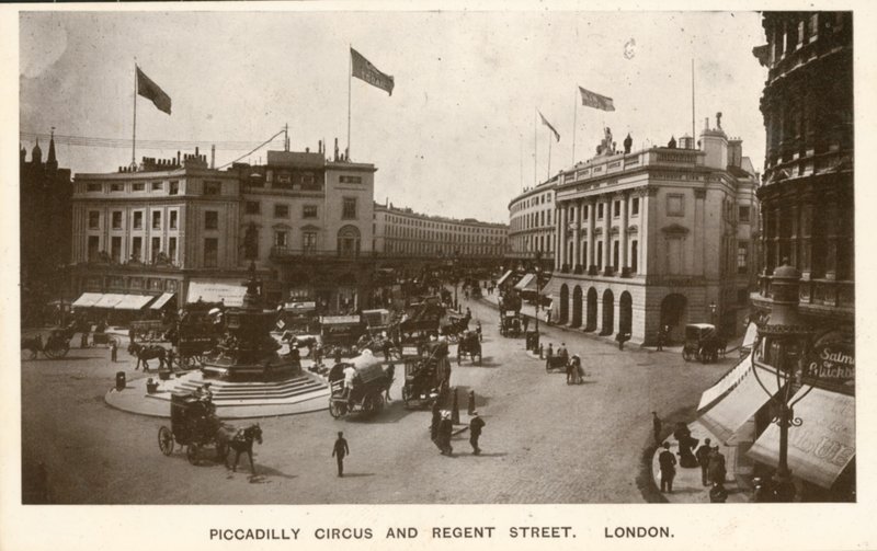 Piccadilly Circus a Regent Street, Londýn od English Photographer