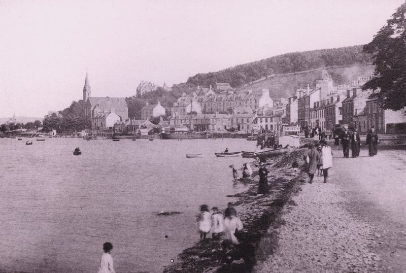 Port Bannatyne (černobílá fotografie) od English Photographer