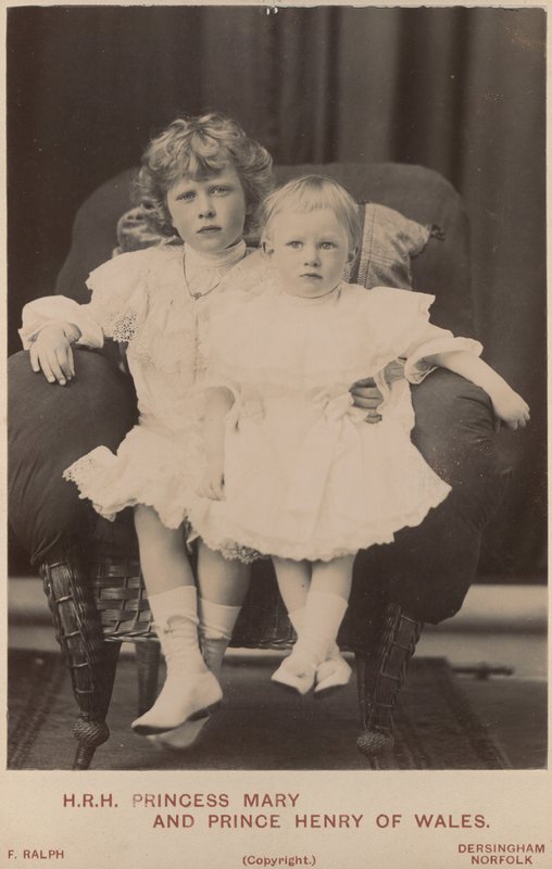Princezna Mary a princ Henry z Walesu od English Photographer