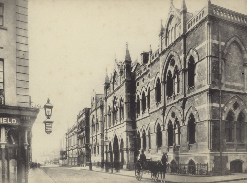 Royal Albert Memorial Museum, Exeter, Devon od English Photographer
