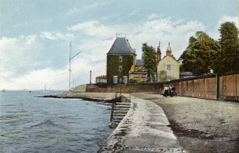 Royal Yacht Squadron Club House, Cowes od English Photographer