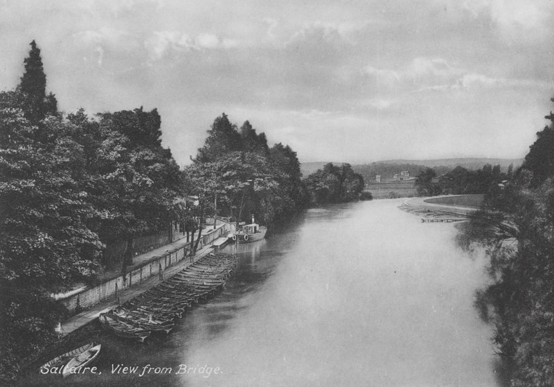 Saltaire, pohled z mostu (č/b foto) od English Photographer