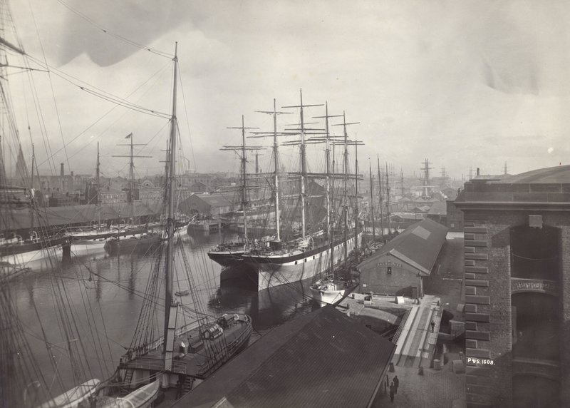 Salthouse Dock, Liverpool, červen 1897 od English Photographer