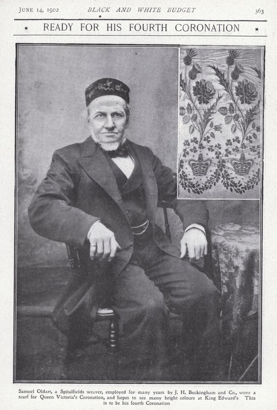 Samuel Oldart, tkadlec ze Spitalfields v Londýně, který utkal šátek na korunovaci královny Viktorie (č/b foto) od English Photographer