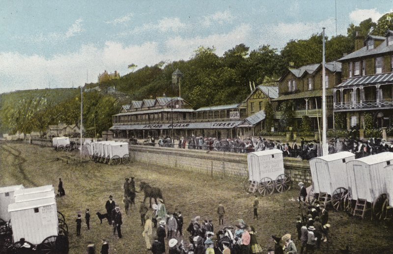Sandown, dívá se na západ od English Photographer