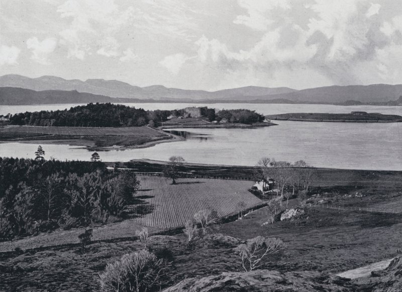 Skotsko: hrad Dunstaffnage (černobílá fotografie) od English Photographer