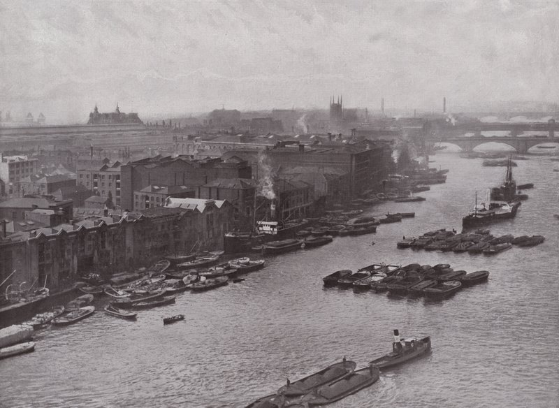 South Bank of the Temže, z Tower Bridge od English Photographer
