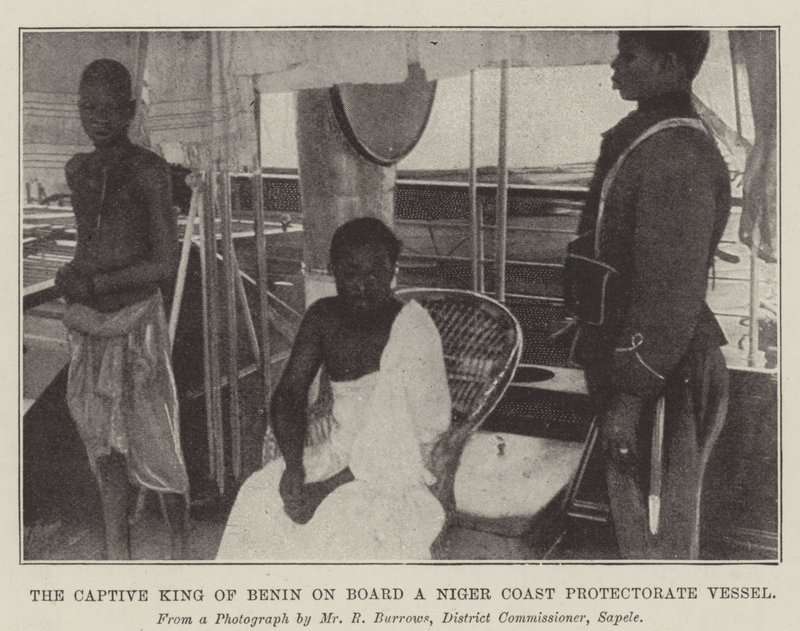 Zajatý král Beninu na palubě protektorátního plavidla na pobřeží Nigeru od English Photographer